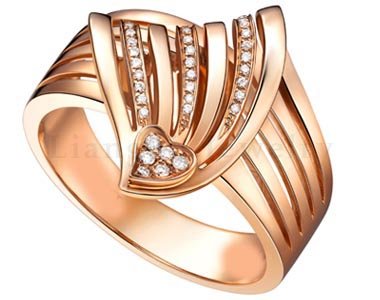 Rose gold heart-shaped ring